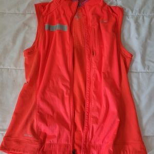 Nike vest
